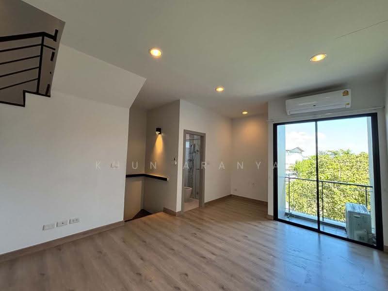 Premium Place Kaset - Nawamin II, Bangkok, Prasert Manukit 29 Road (Soi Mailarp), Lat Phrao, Bangkok, 3 Bedrooms, 285 sqm, Townhouse For Rent, by Khun Aranya, 500337417 - DDproperty.com