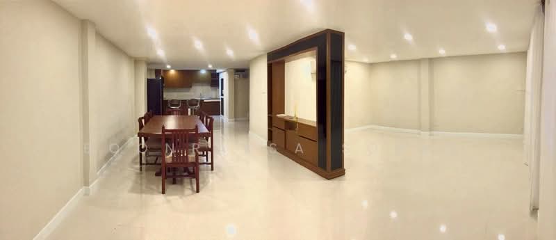 ทาวน์เฮ้าส์ 3-ห้องนอน, กรุงเทพ, คลองตันเหนือ, วัฒนา, กรุงเทพ, 350 ตร.ม., ทาวน์เฮ้าส์ ให้เช่า, โดย Boonraksa Sopak, 500337478 - DDproperty.com