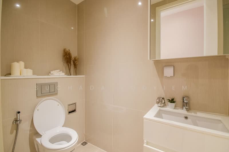 H Sukhumvit 43, Bangkok, 28 Sukhumvit 34 Road, Khlong Tan Nua, Watthana, Bangkok, 2 Bedrooms, 60 sqm, Condo For Sale, by Suchada Yodyiem, 500337516 - DDproperty.com