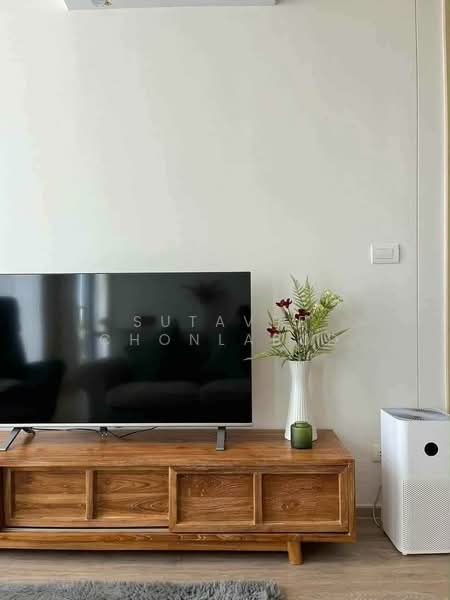 Noble State 39, Bangkok, 35 Soi Sukhumvit 39, Khlong Tan Nua, Watthana, Bangkok, 2 Bedrooms, 60 sqm, Condo For Rent, by Sutavee Chonlabud, 500337529 - DDproperty.com