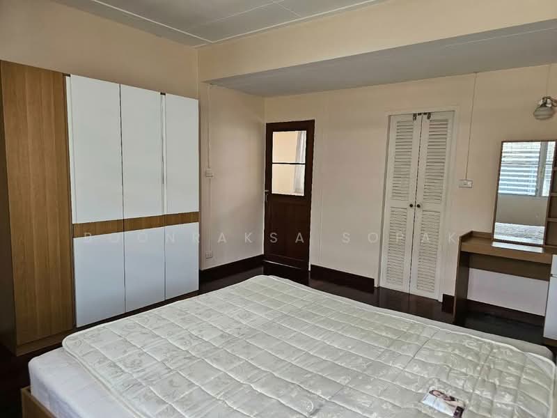 3-BR House, Bangkok, Tanon Nakorn Chaisri, Dusit, Bangkok, 3 Bedrooms, 160 sqm, Single Detached House For Rent, by Boonraksa Sopak, 500337559 - DDproperty.com