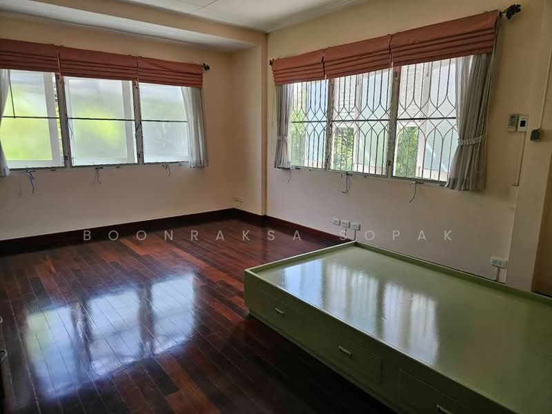 บ้าน 3-ห้องนอน, กรุงเทพ, ถนนนครไชยศรี, ดุสิต, กรุงเทพ, 160 ตร.ม., บ้านเดี่ยว ให้เช่า, โดย Boonraksa Sopak, 500337559 - DDproperty.com