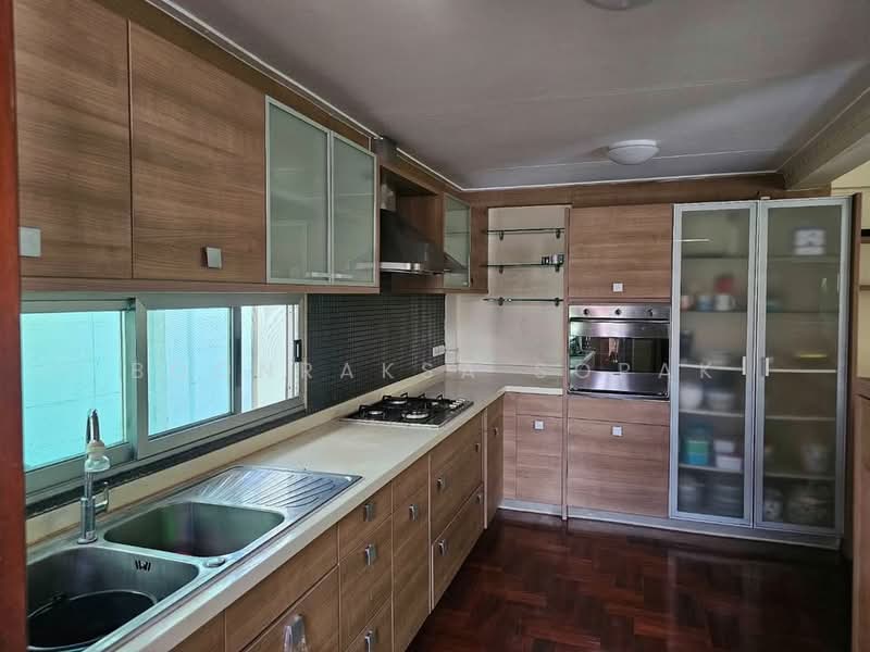 3-BR House, Bangkok, Tanon Nakorn Chaisri, Dusit, Bangkok, 3 Bedrooms, 160 sqm, Single Detached House For Rent, by Boonraksa Sopak, 500337559 - DDproperty.com
