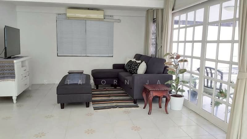 บ้าน 3-ห้องนอน, กรุงเทพ, คลองเตย, กรุงเทพ, 200 ตร.ม., บ้านเดี่ยว ให้เช่า, โดย Sataporn Jalao, 500337697 - DDproperty.com
