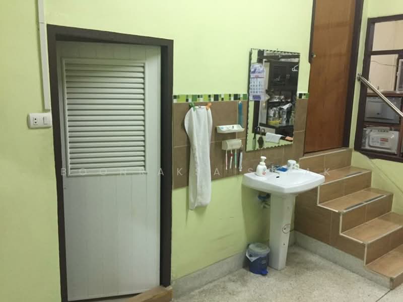 3-BR Townhouse, Bangkok, Din Daeng, Bangkok, 3 Bedrooms, 88 sqm, Townhouse For Rent, by Boonraksa Sopak, 500337700 - DDproperty.com