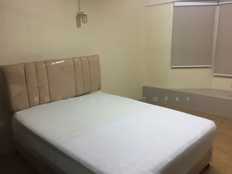3-BR Townhouse, Bangkok, Din Daeng, Bangkok, 3 Bedrooms, 88 sqm, Townhouse For Rent, by Boonraksa Sopak, 500337700 - DDproperty.com