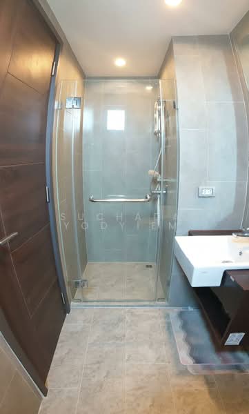 C Ekkamai, Bangkok, 888 Soi Sukhumvit 63, Sukhumvit Road, Khlong Tan Nua, Watthana, Bangkok, 1 Bedroom, 35 sqm, Condo For Sale, by Suchada Yodyiem, 500337707 - DDproperty.com