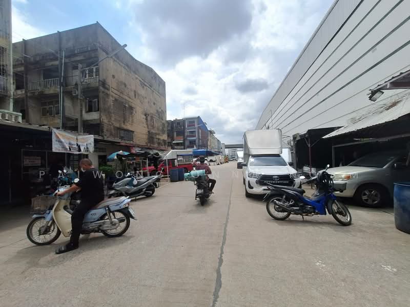 ขายตึกแถว 4 ชั้น ติดแม็คโคร รังสิต จ.ปทุมธานี, Pathum Thani, Prachathipat, Thanyaburi, Pathum Thani, , 240 sqm, Shophouse For Sale, by Paiwong Onna-nam, 500337790 - DDproperty.com