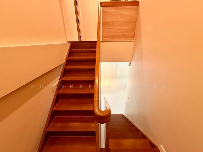 3-BR Townhouse, Bangkok, Khlong Tan Nua, Watthana, Bangkok, 3 Bedrooms, 230 sqm, Townhouse For Rent, by Boonraksa Sopak, 500337833 - DDproperty.com
