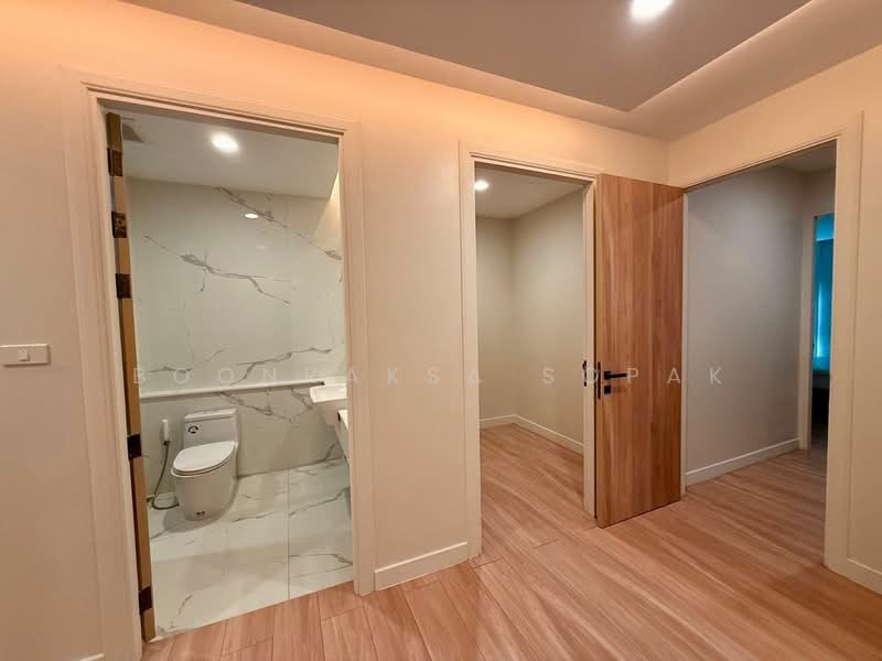 3-BR Townhouse, Bangkok, Khlong Tan Nua, Watthana, Bangkok, 3 Bedrooms, 230 sqm, Townhouse For Rent, by Boonraksa Sopak, 500337833 - DDproperty.com