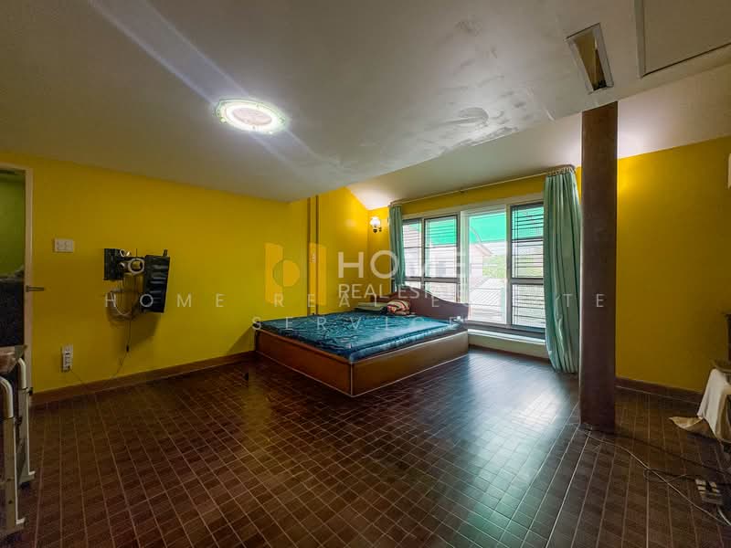 บ้านนอกโครงการ ซอยพหลโยธิน 67, Bangkok, Anusaowari, Bang Khen, Bangkok, 3 Bedrooms, 156 sqm, Semi-Detached House (Twin House) For Sale, by HOME Real Estate Service, 500337868 - DDproperty.com