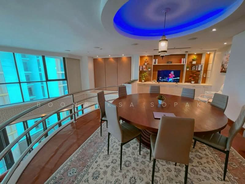 The Royal Place 1, Bangkok, Rajdamri, Lumphini, Pathum Wan, Bangkok, 4 Bedrooms, 230 sqm, Condo For Rent, by Boonraksa Sopak, 500337873 - DDproperty.com