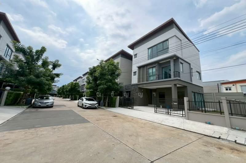Baan Klang Muang The Edition Rama 9-Krungthep Kreetha, Bangkok, Kanchanaphisek Road 23, Saphan Sung, Bangkok, 4 Bedrooms, 218 sqm, Single Detached House For Sale, by คุณธัญญ่า, 500337876 - DDproperty.com