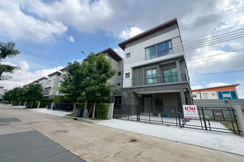 Baan Klang Muang The Edition Rama 9-Krungthep Kreetha, Bangkok, Kanchanaphisek Road 23, Saphan Sung, Bangkok, 4 Bedrooms, 218 sqm, Single Detached House For Sale, by คุณธัญญ่า, 500337876 - DDproperty.com
