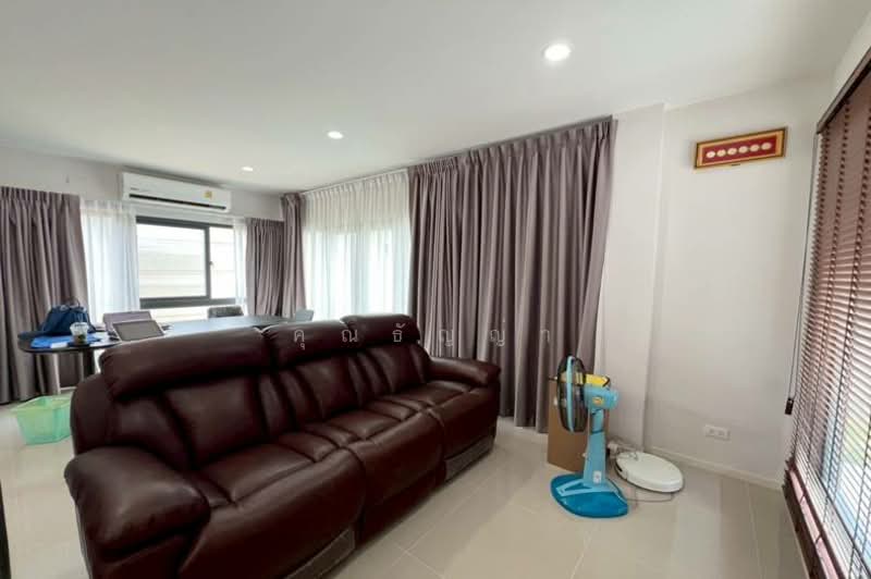 Baan Klang Muang The Edition Rama 9-Krungthep Kreetha, Bangkok, Kanchanaphisek Road 23, Saphan Sung, Bangkok, 4 Bedrooms, 218 sqm, Single Detached House For Sale, by คุณธัญญ่า, 500337876 - DDproperty.com
