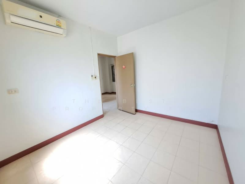 Baan Ua-Athorn Latkrabang 2, Bangkok, Thab Yao, Lat Krabang, Bangkok, 1 Bedroom, 33 sqm, Condo For Sale, by The Best Property รบ, 500337901 - DDproperty.com