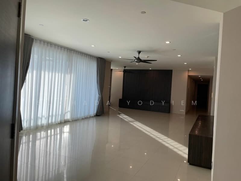Watermark Chaophraya, Bangkok, Soi Charoennakorn 39-41, Charoennakorn Road, Bang Lam Phu Lang, Khlong San, Bangkok, 4 Bedrooms, 283 sqm, Condo For Sale, by Suchada Yodyiem, 500337916 - DDproperty.com
