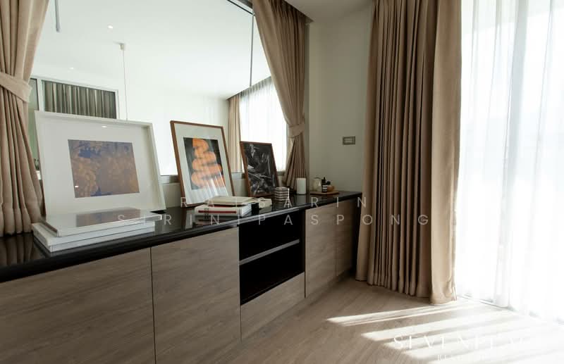 Seven Place Residences, Bangkok, 988 Sukhumvit 71 Road, Khlong Tan Nua, Watthana, Bangkok, 2 Bedrooms, 208 sqm, Condo For Rent, by Ratsarin Sirinipaspong, 500337991 - DDproperty.com