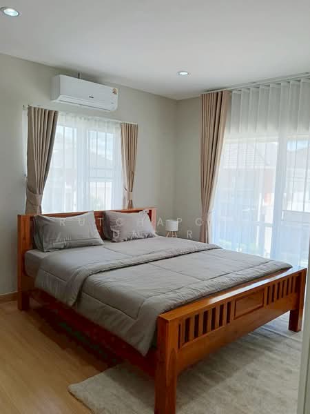 บ้านให้เช่า – ใกล้โรงเรียนนานาชาติลานนา-หางดง เพียง 5 นาที ค่าเช่า 28,000 บาท / เดือน No.14H1088, Chiang Mai, San Phak Wan, Hang Dong, Chiang Mai, 3 Bedrooms, 150 sqm, Single Detached House For Rent, by Rutchaporn Tunsiri, 500338020 - DDproperty.com