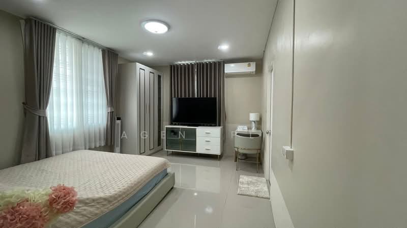 For Rent: Detached House, Baan Suan Neramitr (Or Ngern - Ramintra) (SPSAD4010), Bangkok, O-Ngoen, Sai Mai, Bangkok, 5 Bedrooms, 320 sqm, Single Detached House For Rent, by Agent Pla, 500338027 - DDproperty.com