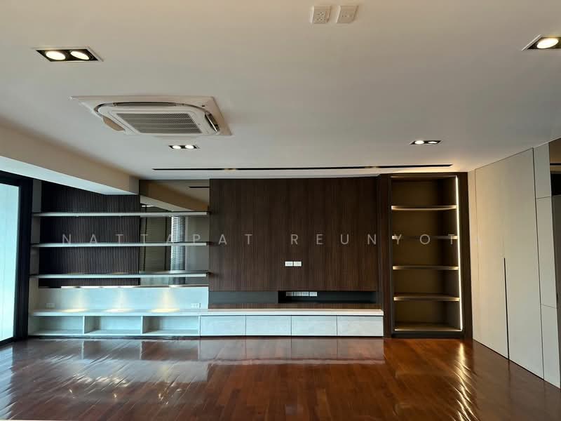 Ploenchit Terrace, Bangkok, Ploenchit, Lumphini, Pathum Wan, Bangkok, 3 Bedrooms, 374 sqm, Condo For Sale, by Nattapat Reunyota, 500338060 - DDproperty.com