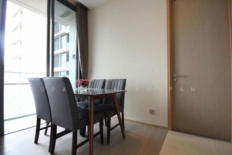 The Esse Asoke, Bangkok, 333 Soi Sukhumvit 21, Sukhumvit Road, Khlongtoei Nua, Watthana, Bangkok, 2 Bedrooms, 75 sqm, Condo For Rent, by Supatra Khanapan, 500338074 - DDproperty.com