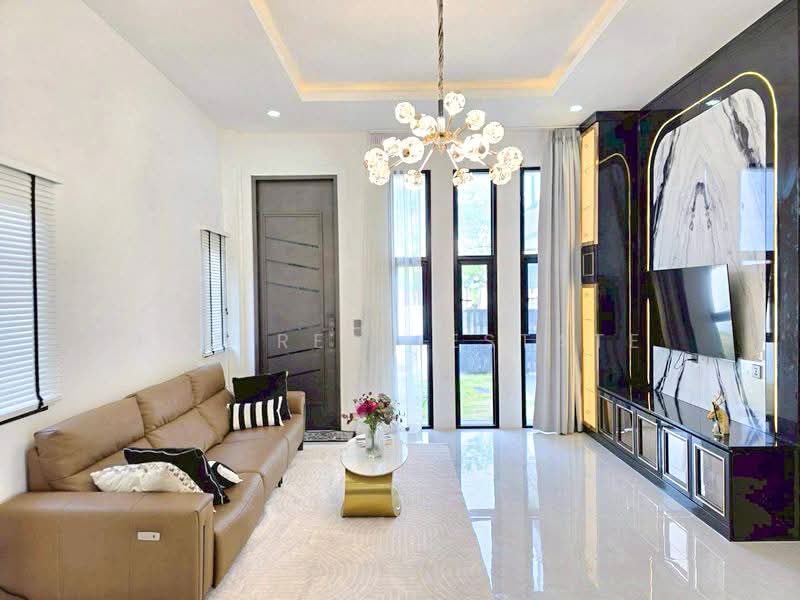 Modern Luxury Single House for Sale East Pattaya, Chon Buri (Pattaya), Bang Lamung, Bang Lamung (Pattaya), Chon Buri (Pattaya), 3 Bedrooms, 123 sqm, Single Detached House For Sale, by PLC Real Estate, 500338075 - DDproperty.com