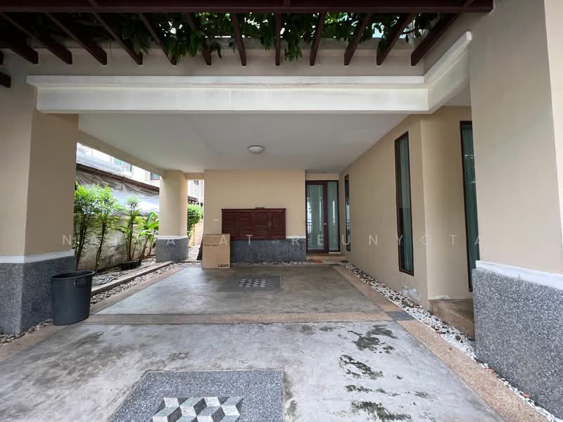 undefined, Bangkok, Lat Phrao, Bangkok, 4 Bedrooms, 382 sqm, Single Detached House For Sale, by Nattapat Reunyota, 500338101 - DDproperty.com