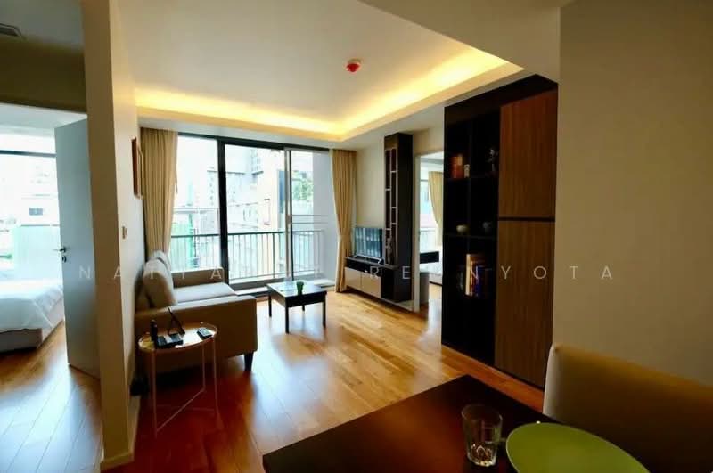Focus Ploenchit, Bangkok, Soi Sukhumvit 2, Khlong Toei, Bangkok, 2 Bedrooms, 70 sqm, Condo For Sale, by Nattapat Reunyota, 500338126 - DDproperty.com