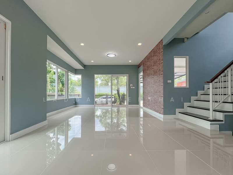 Saransiri Tiwanon Chaengwattana 2, Pathum Thani, 88 Tiwanon Rd, Ban Mai, Muang Pathum Thani, Pathum Thani, 3 Bedrooms, 140 sqm, Single Detached House For Sale, by Ladda Suebthai, 500338134 - DDproperty.com