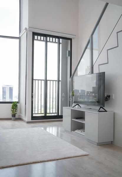 SOHO Bangkok Ratchada, Bangkok, 74 Pracha Rat Bamphen Rd, Huai Khwang, Bangkok, 1 Bedroom, 38 sqm, Condo For Sale, by Nattapat Reunyota, 500338135 - DDproperty.com