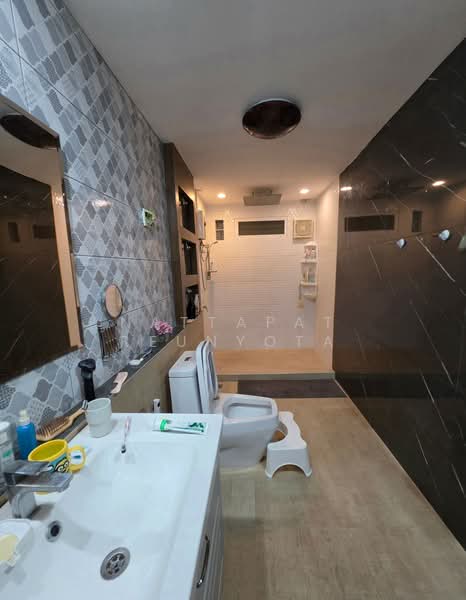 3-BR Townhouse, Bangkok, Wat Tha Pra, Bangkok Yai, Bangkok, 3 Bedrooms, 140 sqm, Townhouse For Sale, by Nattapat Reunyota, 500338141 - DDproperty.com