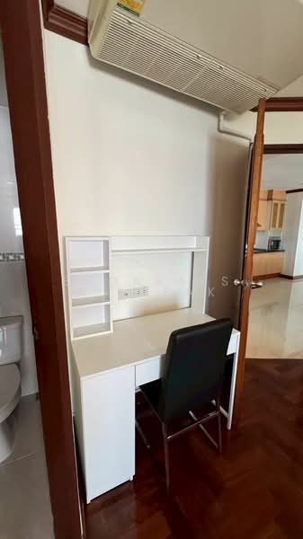 Baan Suanpetch, Bangkok, 18 Soi Sukhumvit 39, Khlong Tan Nua, Watthana, Bangkok, 3 Bedrooms, 137 sqm, Condo For Rent, by Boonraksa Sopak, 500338147 - DDproperty.com