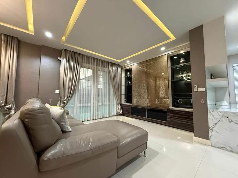 บ้าน 4-ห้องนอน, กรุงเทพ, จอมทอง, กรุงเทพ, 300 ตร.ม., บ้านเดี่ยว ขาย, โดย Nattapat Reunyota, 500338150 - DDproperty.com