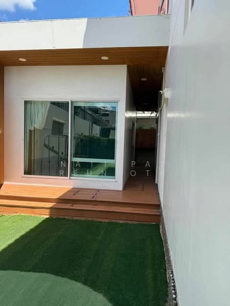4-BR House, Bangkok, Chom Thong, Bangkok, 4 Bedrooms, 300 sqm, Single Detached House For Sale, by Nattapat Reunyota, 500338150 - DDproperty.com