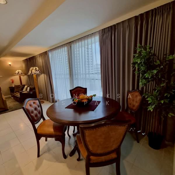 Supalai Place Sukhumvit 39, Bangkok, 175-179 Soi Sukhumvit 39 Sukhumvit Road, Khlong Tan Nua, Watthana, Bangkok, 2 Bedrooms, 142 sqm, Condo For Rent, by Boonraksa Sopak, 500338158 - DDproperty.com