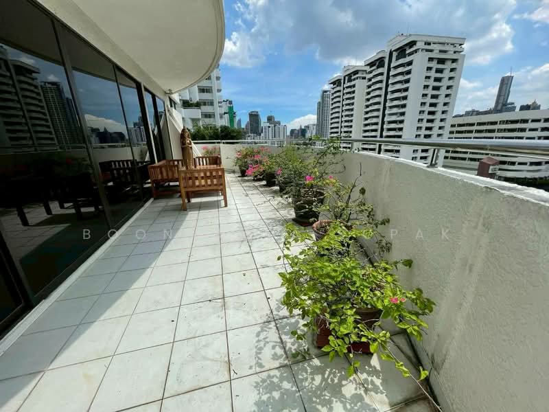 Supalai Place Sukhumvit 39, Bangkok, 175-179 Soi Sukhumvit 39 Sukhumvit Road, Khlong Tan Nua, Watthana, Bangkok, 2 Bedrooms, 142 sqm, Condo For Rent, by Boonraksa Sopak, 500338158 - DDproperty.com