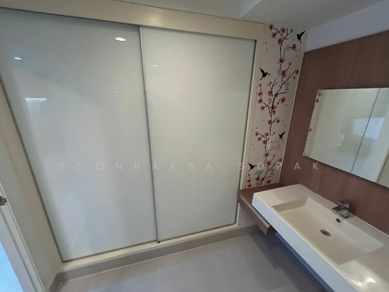 The Bangkok Sathorn-Taksin, Bangkok, Krung Thonburi, Bang Lam Phu Lang, Khlong San, Bangkok, 2 Bedrooms, 72 sqm, Condo For Rent, by Boonraksa Sopak, 500338206 - DDproperty.com