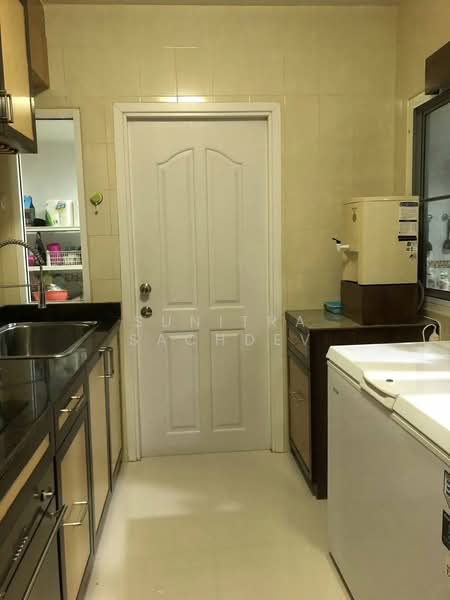 Passorn Prestiege Luxe Pattanakarn, Bangkok, Phatthanakan Road, Suan Luang, Bangkok, 3 Bedrooms, 240 sqm, Single Detached House For Rent, by Sunitra Sachdev, 500338207 - DDproperty.com
