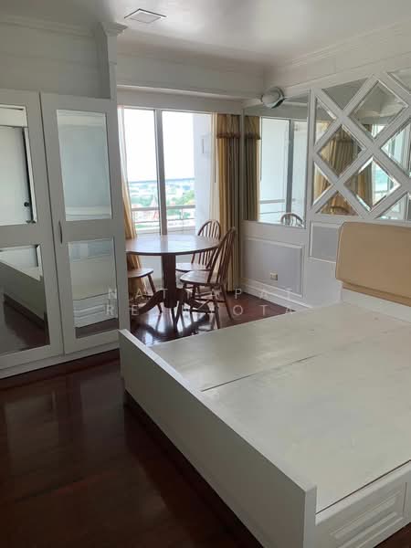 River Heaven Chareonkrung, Bangkok, 2667 Chareonkrung Road, Bang Kho Laem, Bangkok, 2 Bedrooms, 63 sqm, Condo For Sale, by Nattapat Reunyota, 500338223 - DDproperty.com