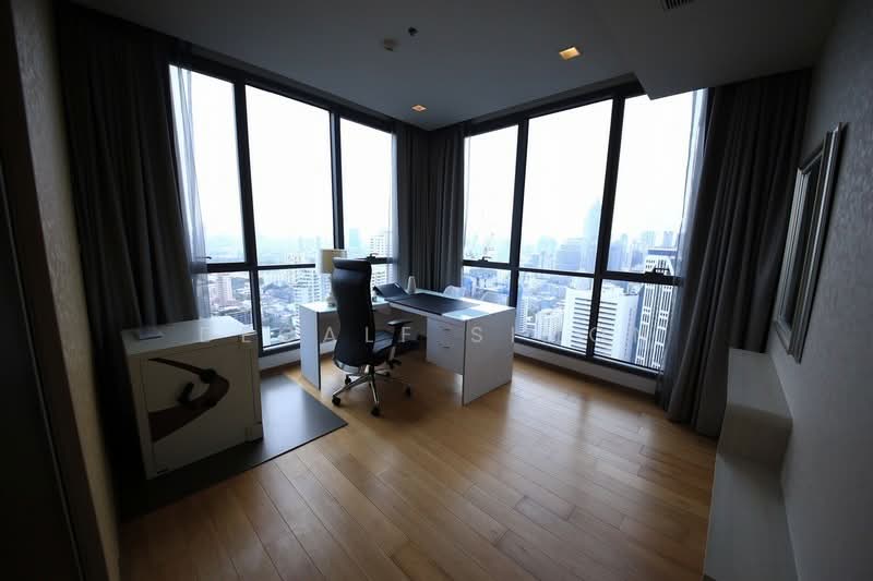 Hyde Sukhumvit 13, Bangkok, 13 Sukhumvit Road, Khlongtoei Nua, Watthana, Bangkok, 3 Bedrooms, 130 sqm, Condo For Rent, by Decalf Simon, 500338240 - DDproperty.com