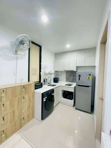 Life Asoke, Bangkok, Asoke-Dindang Road, Bang Kapi, Huai Khwang, Bangkok, 2 Bedrooms, 35 sqm, Condo For Rent, by Tanakrit Chotbuddkayan, 500338288 - DDproperty.com