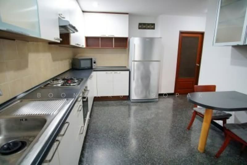 Raintree Village Apartment, Bangkok, 21 Soi Sukhumvit 41, Khlong Tan Nua, Watthana, Bangkok, 4 Bedrooms, 420 sqm, Apartment For Rent, by Boonraksa Sopak, 500338324 - DDproperty.com