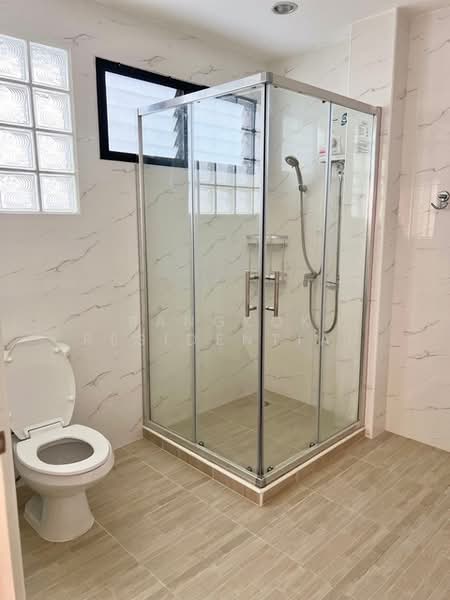 Detached House, Bangkok, Naradhiwas Rajanagarindra 15, Thung Maha Mek, Sathon, Bangkok, 4 Bedrooms, 252 sqm, Single Detached House For Rent, by Bangkok Residential, 500338330 - DDproperty.com