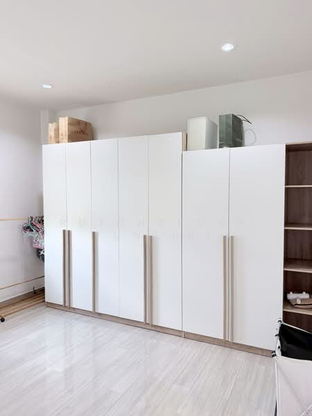 บ้านให้เช่า – ใกล้โรงเรียนต้นกล้า เพียง 5 นาที ค่าเช่า 35,000 บาท / เดือน รหัสทรัพย์ : No.11H632, เชียงใหม่, หนองจ๊อม, สันทราย, เชียงใหม่, 325 ตร.ม., บ้านเดี่ยว ให้เช่า, โดย Rutchaporn Tunsiri, 500338358 - DDproperty.com