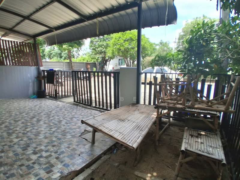 Baan Pruksa Ladkrabang-Suvarnabhumi 3 : บ้านพฤกษา ลาดกระบัง-สุวรรณภูมิ 3, สมุทรปราการ, ถนนอุดมทรัพย์, หนองปรือ, บางพลี, สมุทรปราการ, 100 ตร.ม., ทาวน์เฮ้าส์ ขาย, โดย The Best Property ไก่, 500338369 - DDproperty.com