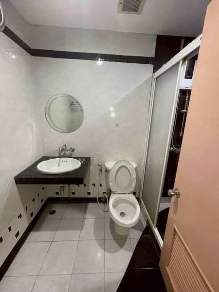 Baan Klang Muang Rama 9 Soi 43, Bangkok, Suan Luang, Bangkok, 3 Bedrooms, 150 sqm, Townhouse For Rent, by Home4sale, 500338376 - DDproperty.com