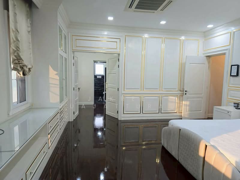 Narasiri Bangna Km.10, Samut Prakan, Bangna Trad Km.10 Road, Bangphli Yai, Bang Plee, Samut Prakan, 4 Bedrooms, 400 sqm, Single Detached House For Rent, by Jakree Buajatturat, 500338388 - DDproperty.com