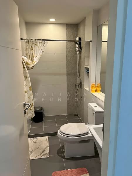 Baan Klang Muang Ratchayothin, Bangkok, 464 Phahonyothin Alley, Sena Nikhom, Chatuchak, Bangkok, 3 Bedrooms, 124 sqm, Townhouse For Sale, by Nattapat Reunyota, 500338406 - DDproperty.com