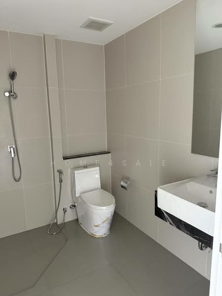 Estara Haven Pattanakan 20, Bangkok, Phatthanakan 20, Phatthanakan Road, Suan Luang, Bangkok, 3 Bedrooms, 220 sqm, Townhouse For Rent, by Home4sale, 500338448 - DDproperty.com